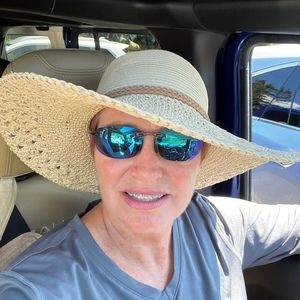 Meet your Posher, Karen